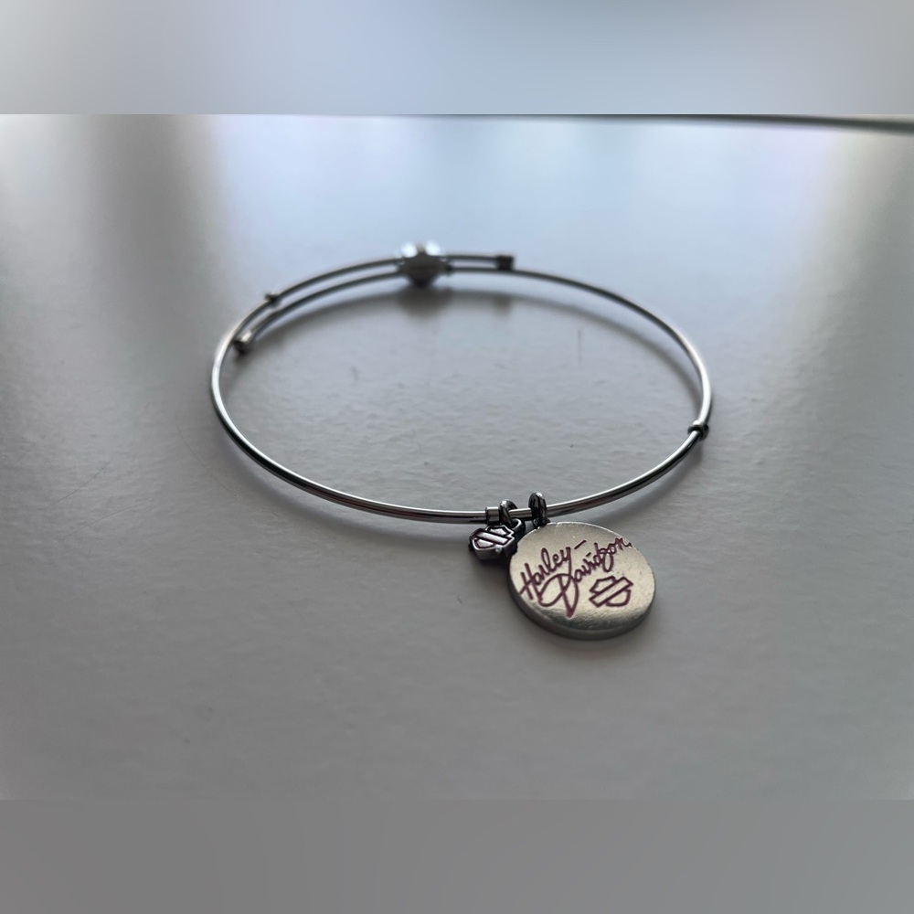 Harley-Davidson Women’s Pink Bangle Bracelet No One Rides Alone